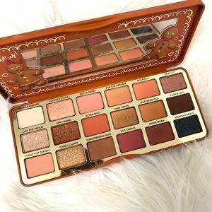 💕Too Faced Gingerbread Extra Spicy Palette💕